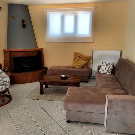 Polytimi House Villa Kalávryta Eksteriør bilde