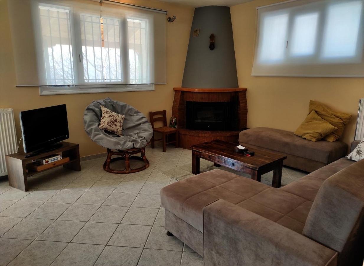 Polytimi House Villa Kalávryta Eksteriør bilde